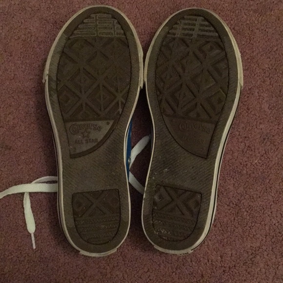 Blue converse - Picture 4 of 5
